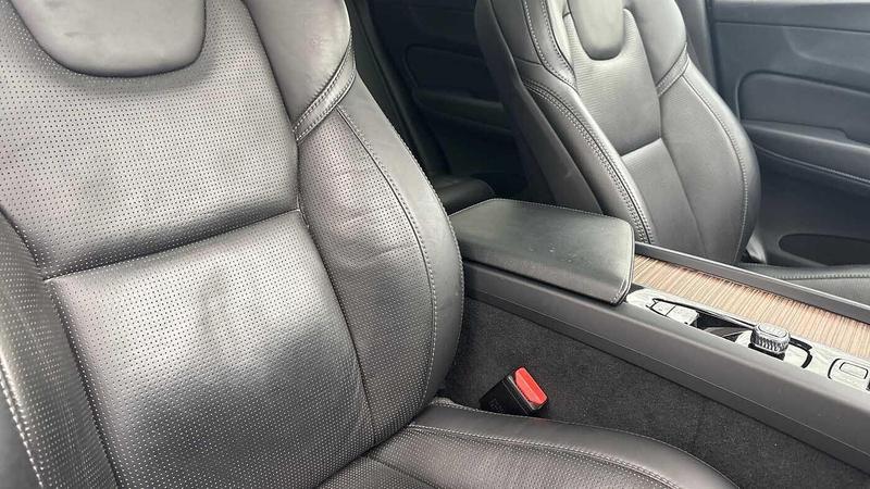 Used Volvo XC60 2022 for sale - 77318285: Photo 29