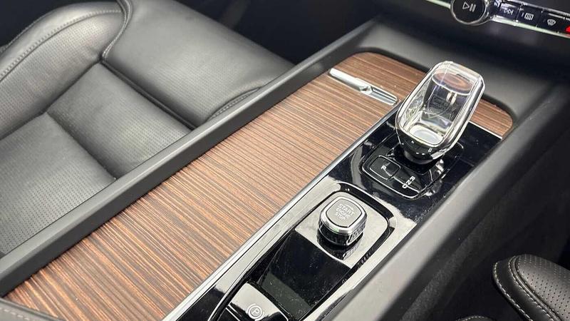 Used Volvo XC60 2022 for sale - 77318285: Photo 32