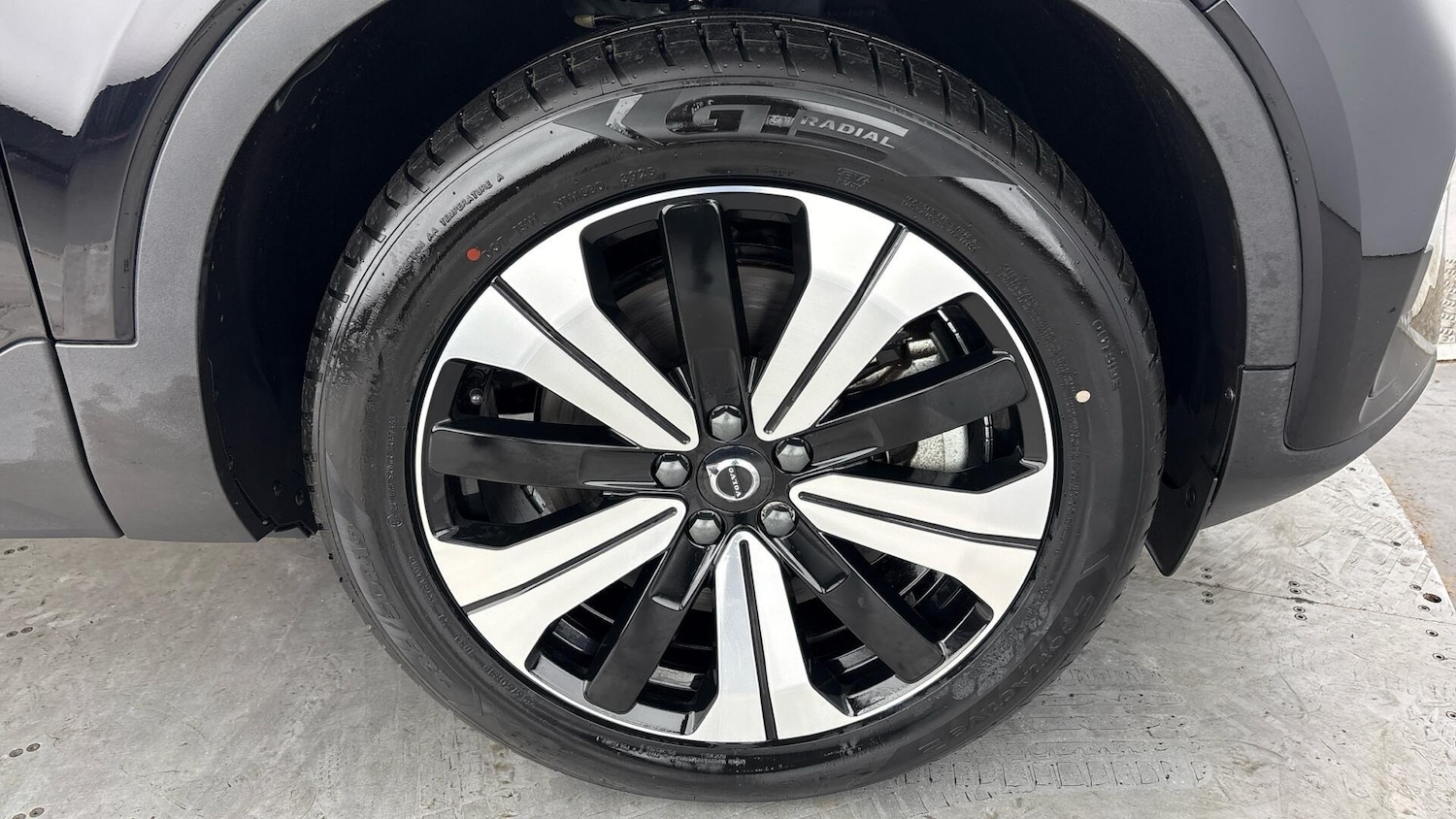 Used Volvo XC40 2022 for sale - 77515864: Photo 5