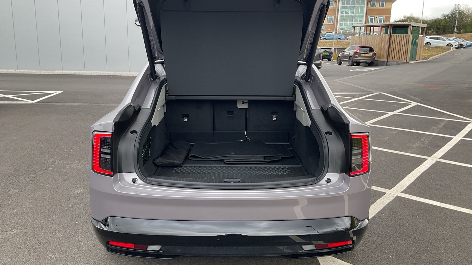 Used Volvo EX90 2025 for sale - 78196607: Photo 15