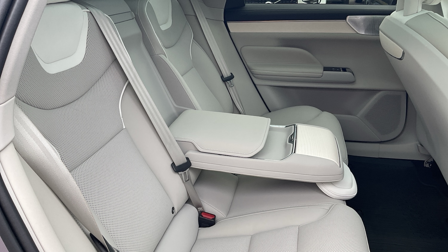 Used Volvo EX90 2025 for sale - 78196607: Photo 33