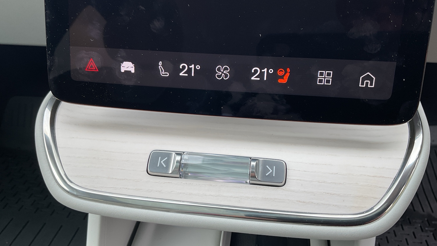 Used Volvo EX90 2025 for sale - 78196607: Photo 42