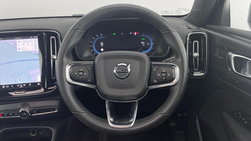 Used Volvo XC40 2022 for sale - 76316974: Photo 10