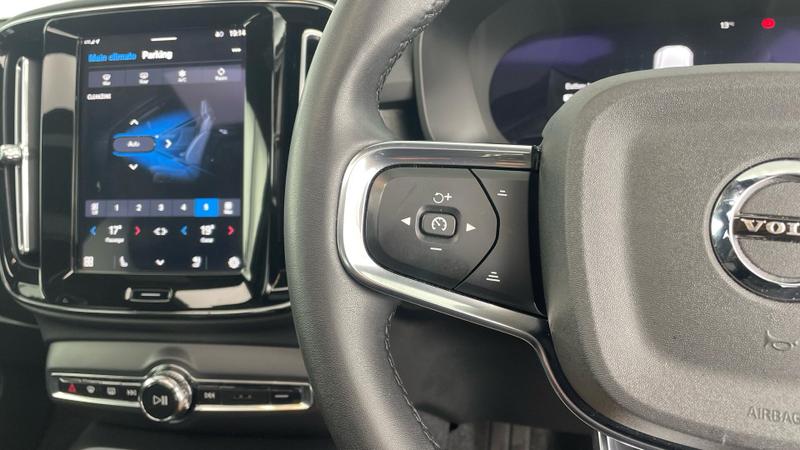 Used Volvo XC40 2022 for sale - 76316974: Photo 20