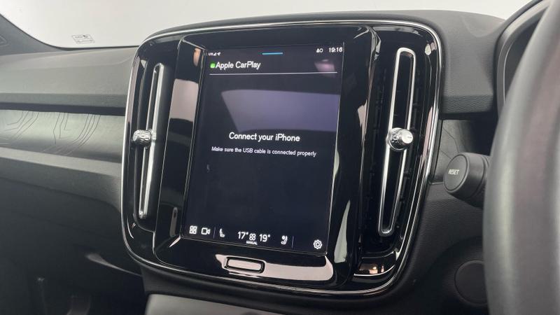 Used Volvo XC40 2022 for sale - 76316974: Photo 25