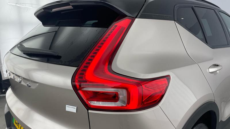 Used Volvo XC40 2022 for sale - 76316974: Photo 33