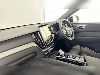 Used Volvo XC60 2025 for sale - 77791260: Photo