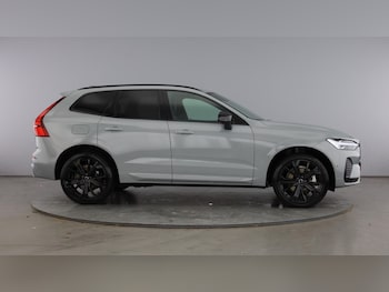 Used Volvo XC60 2025 for sale - 77791260: Photo
