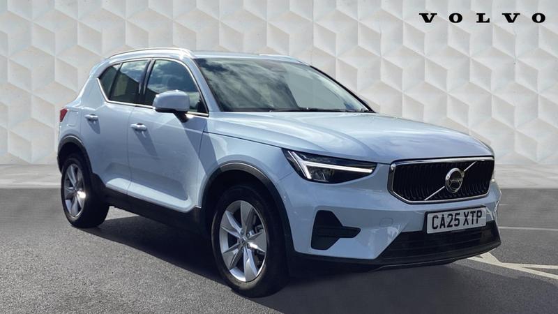 Used Volvo XC40 2025 for sale - 76541741: Photo 1