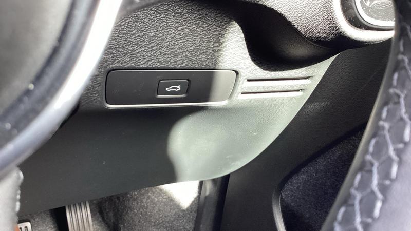 Used Volvo XC40 2025 for sale - 76541741: Photo 20