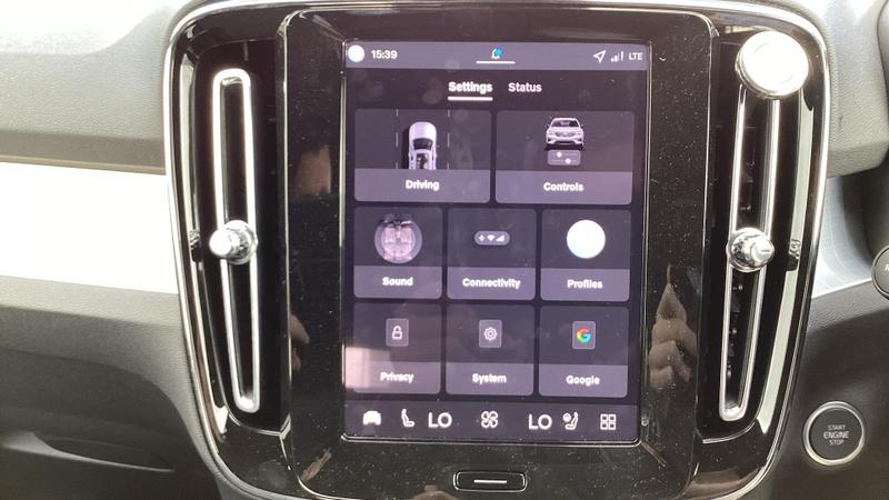 Used Volvo XC40 2025 for sale - 76541741: Photo 28