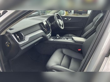 Used Volvo XC60 2022 for sale - 76302796: Photo