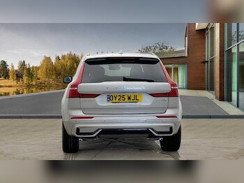 Used Volvo XC60 2025 for sale - 77506213: Photo