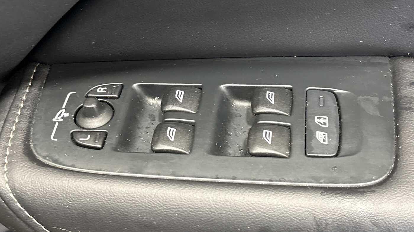 Used Volvo XC60 2025 for sale - 77603099: Photo 25