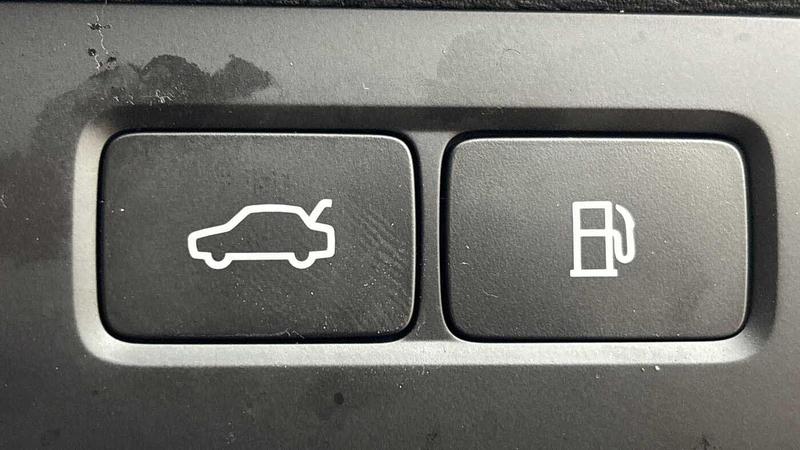 Used Volvo XC60 2025 for sale - 77152127: Photo 30