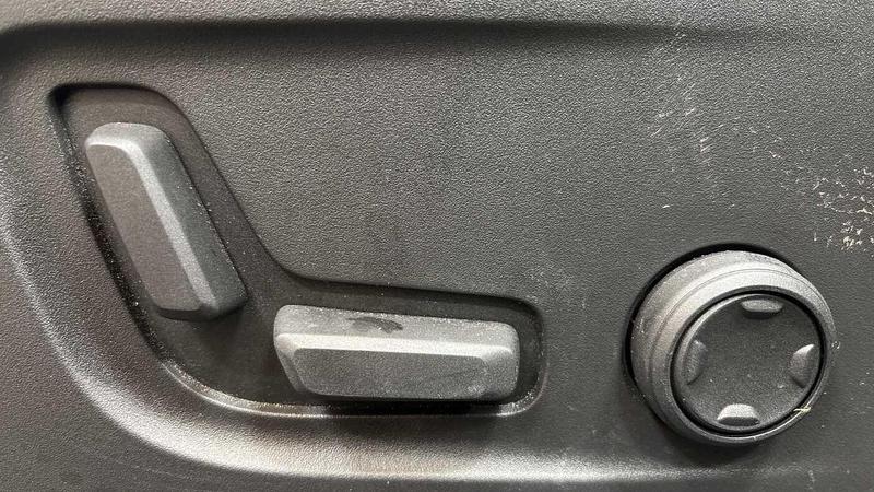 Used Volvo XC40 2023 for sale - 77462403: Photo 27