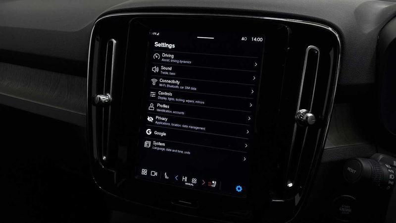 Used Volvo XC40 2023 for sale - 77462403: Photo 34