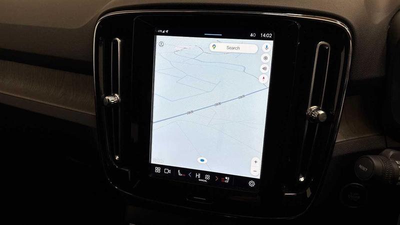 Used Volvo XC40 2023 for sale - 77462403: Photo 35