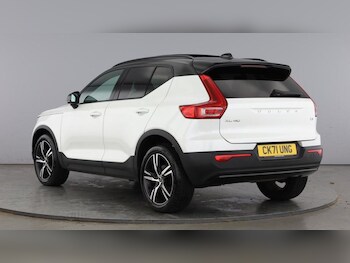 Used Volvo XC40 2021 for sale - 76758226: Photo