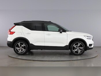 Used Volvo XC40 2021 for sale - 76758226: Photo