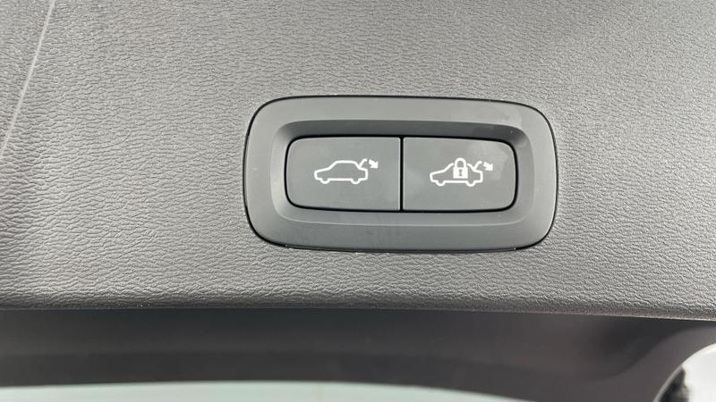 Used Volvo XC40 2025 for sale - 77211107: Photo 30