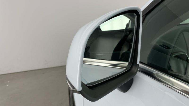 Used Volvo XC40 2025 for sale - 77211107: Photo 38