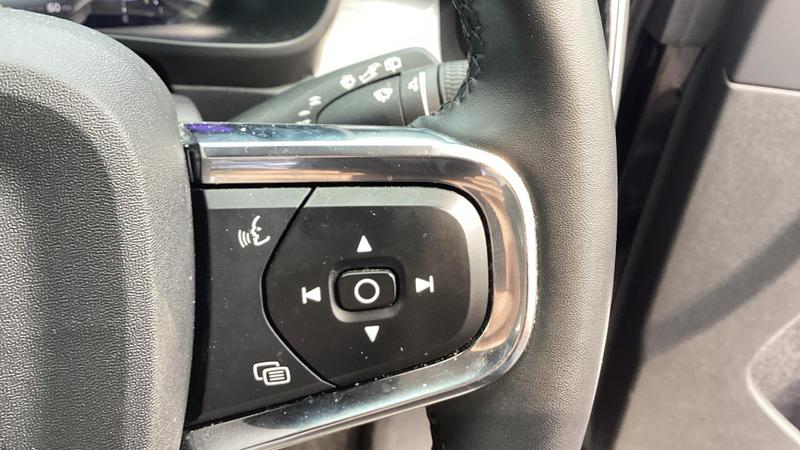 Used Volvo XC40 2023 for sale - 76534512: Photo 16