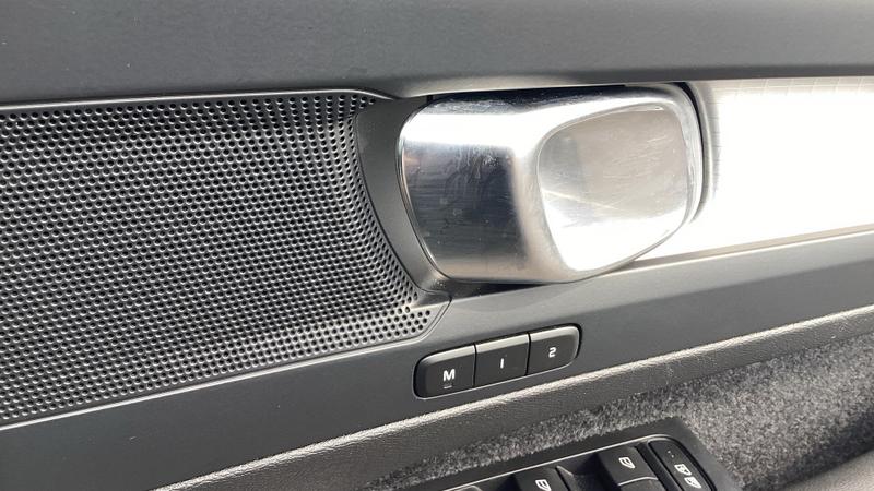 Used Volvo XC40 2023 for sale - 76534512: Photo 20