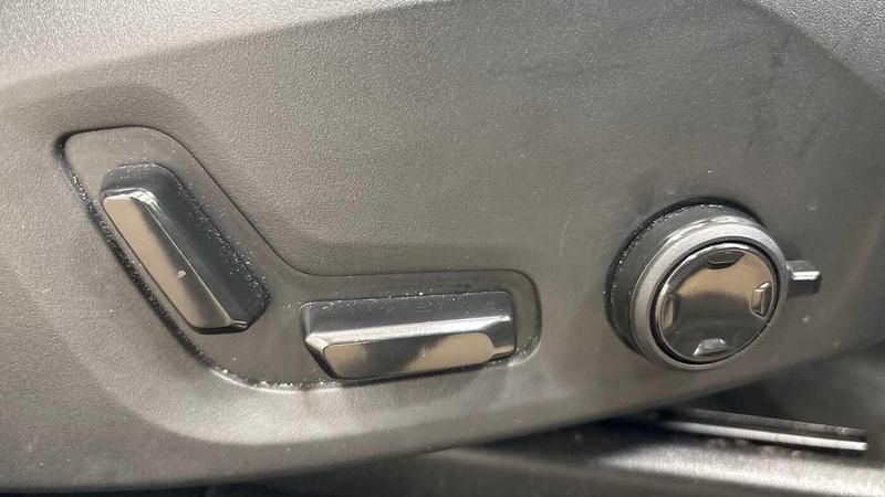 Used Volvo XC90 2025 for sale - 76853451: Photo 28