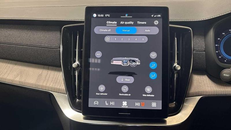 Used Volvo XC90 2025 for sale - 76853451: Photo 39