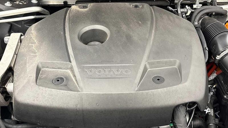 Used Volvo XC60 2025 for sale - 77152123: Photo 15