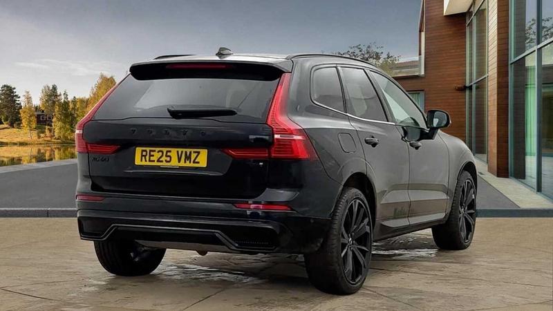 Used Volvo XC60 2025 for sale - 77152123: Photo 3