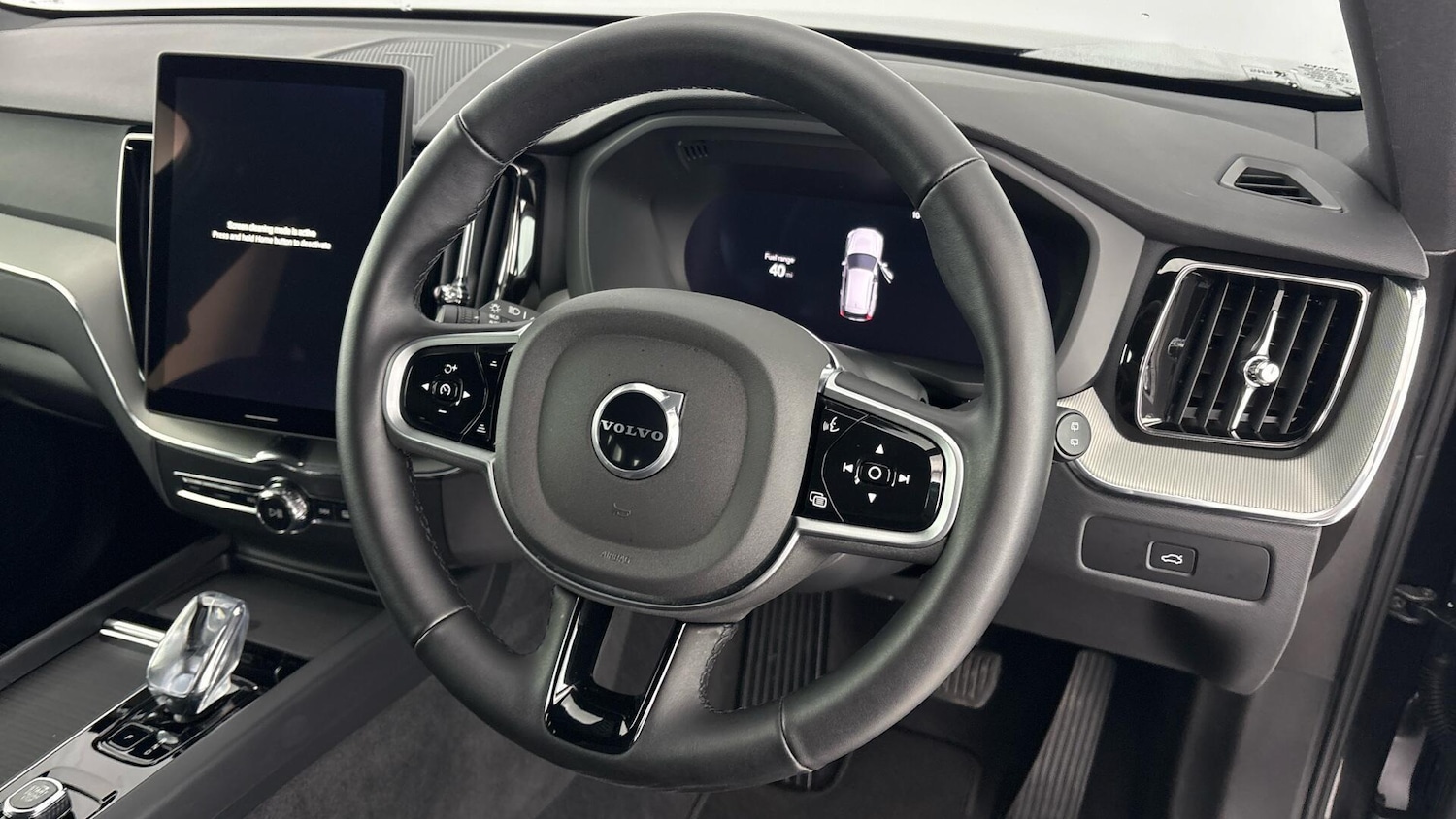 Used Volvo XC60 2025 for sale - 77965349: Photo 10