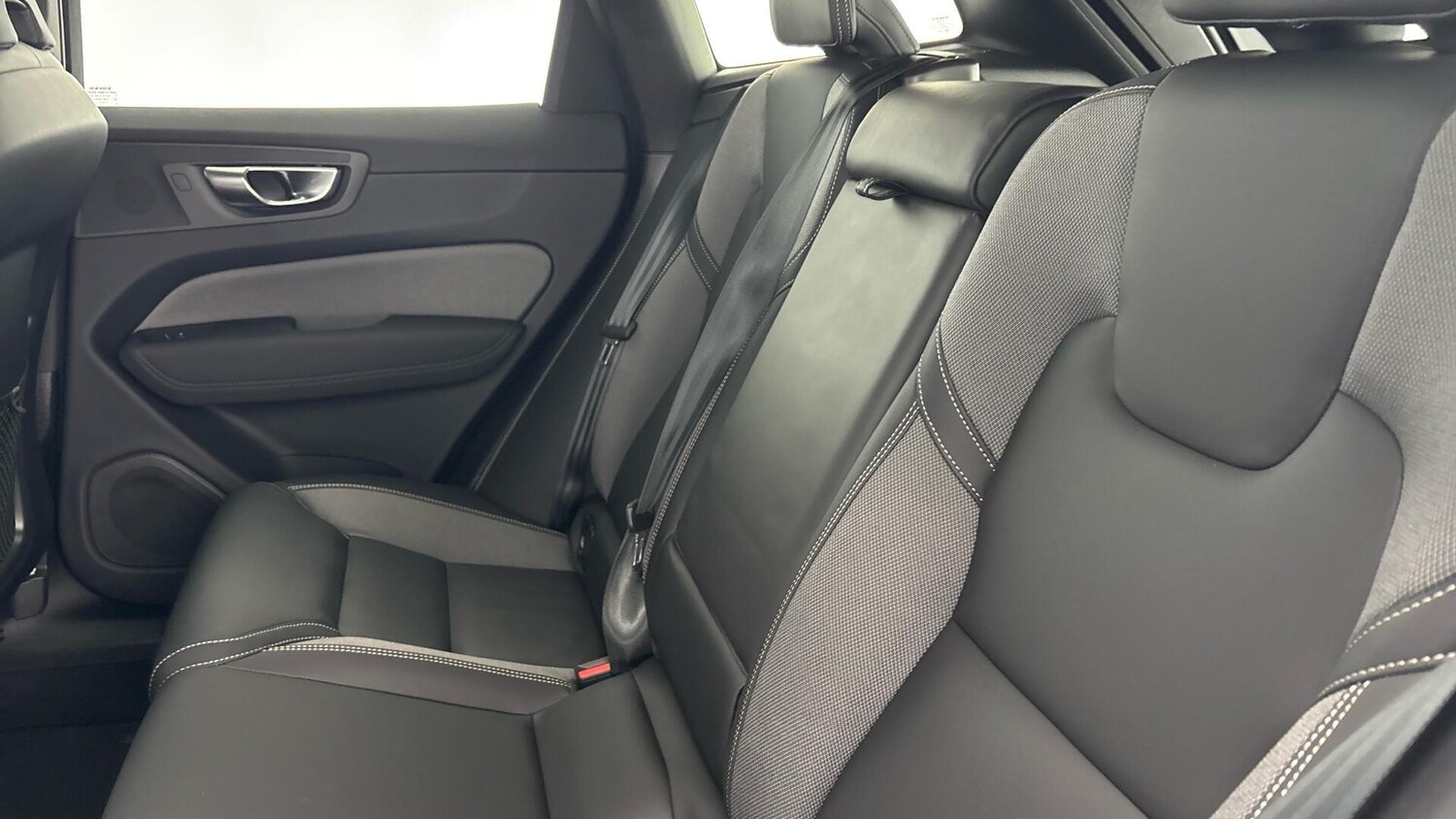 Used Volvo XC60 2025 for sale - 77965349: Photo 36