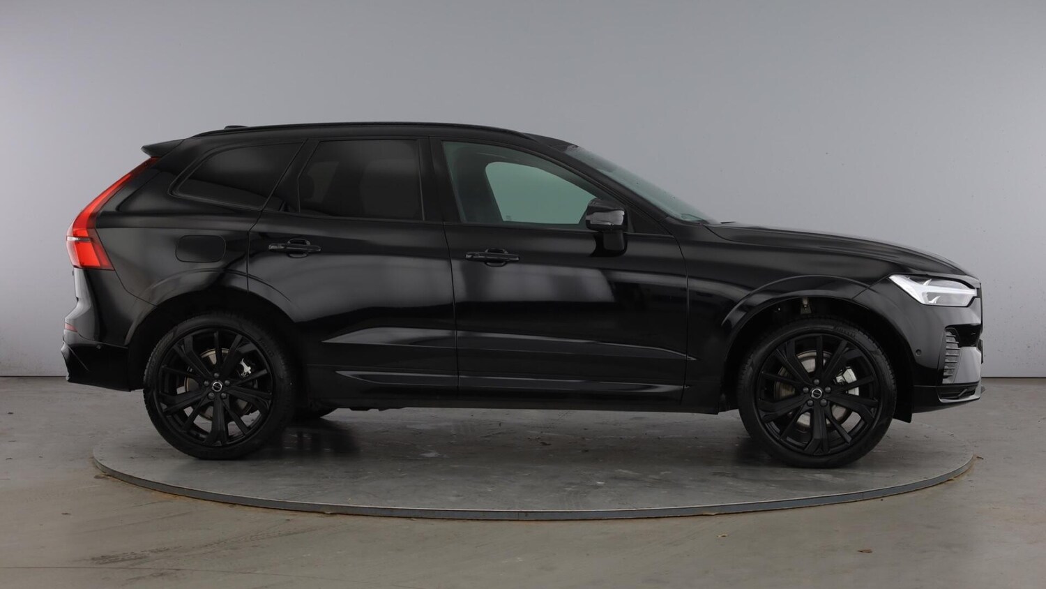 Used Volvo XC60 2025 for sale - 77965349: Photo 4