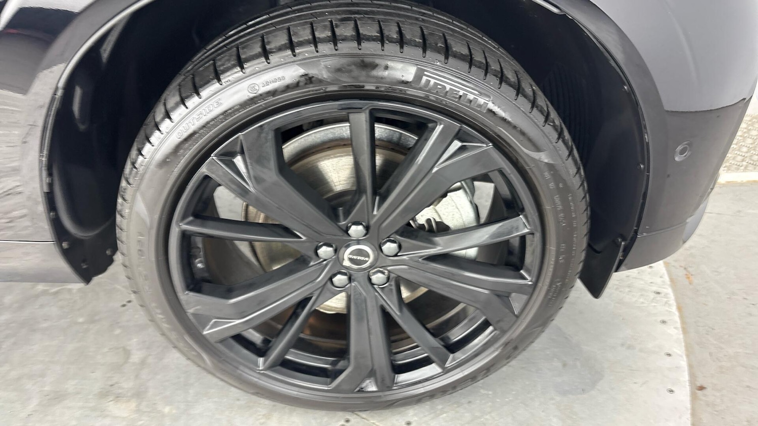 Used Volvo XC60 2025 for sale - 77965349: Photo 5