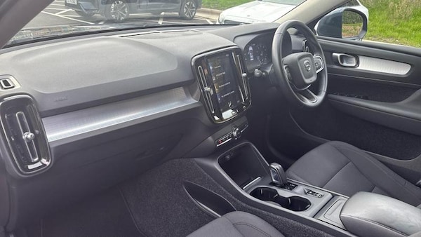 Used Volvo XC40 2020 for sale - 75778999: Photo 2