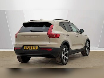 Used Volvo XC40 2025 for sale - 78370532: Photo
