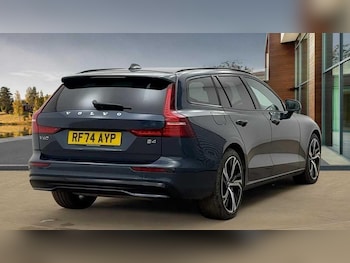 Used Volvo V60 2025 for sale - 77515856: Photo
