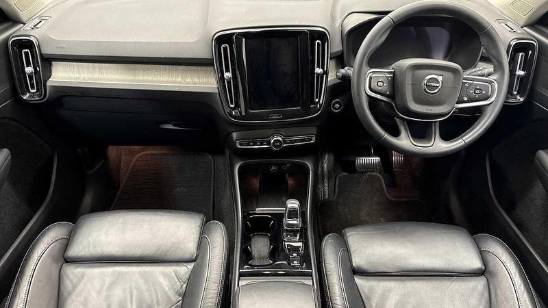 Used Volvo XC40 2023 for sale - 76931204: Photo 10