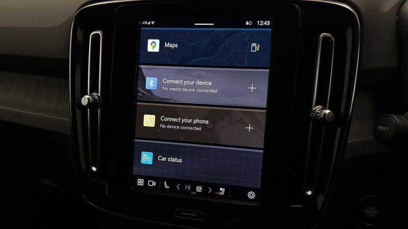 Used Volvo XC40 2023 for sale - 76931204: Photo 11