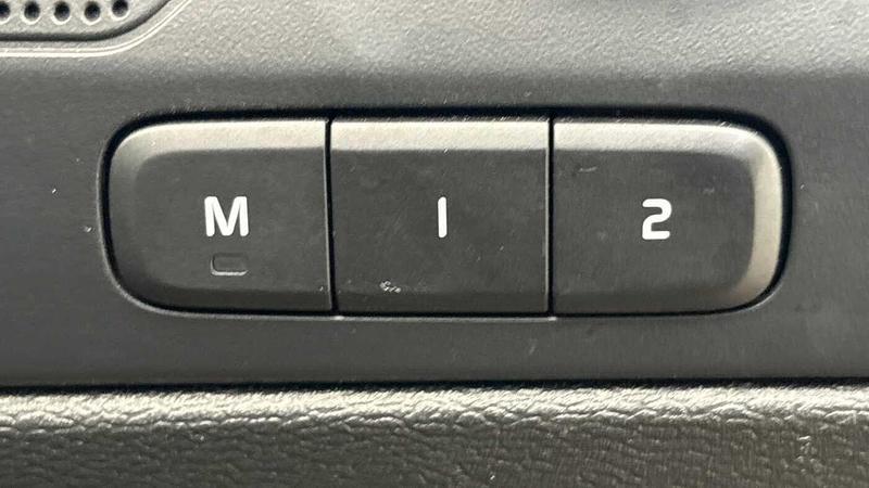 Used Volvo XC40 2023 for sale - 76931204: Photo 26