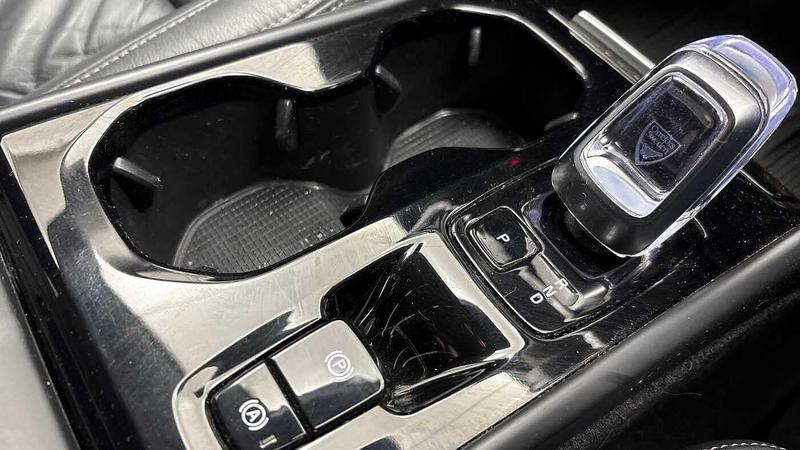 Used Volvo XC40 2023 for sale - 76931204: Photo 32