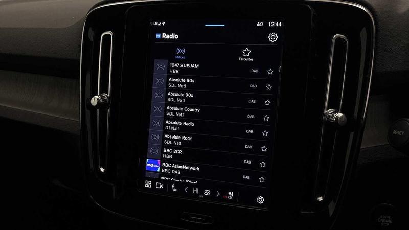 Used Volvo XC40 2023 for sale - 76931204: Photo 37