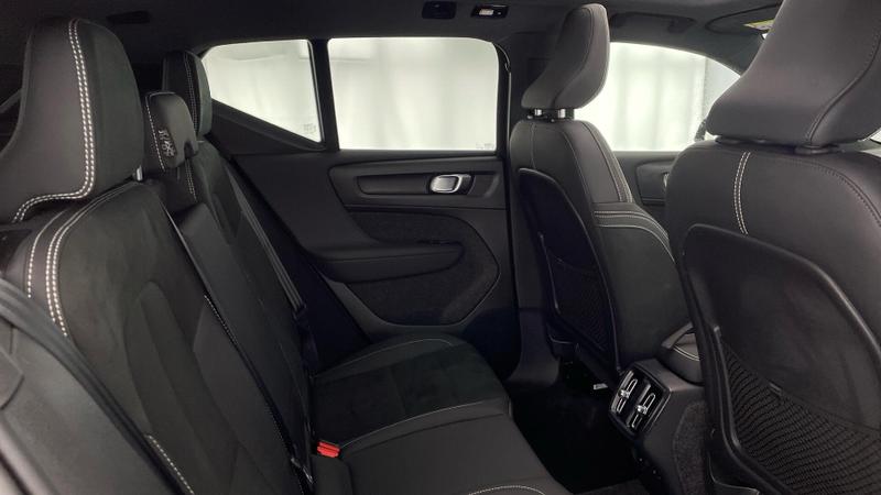 Used Volvo XC40 2025 for sale - 75973048: Photo 9