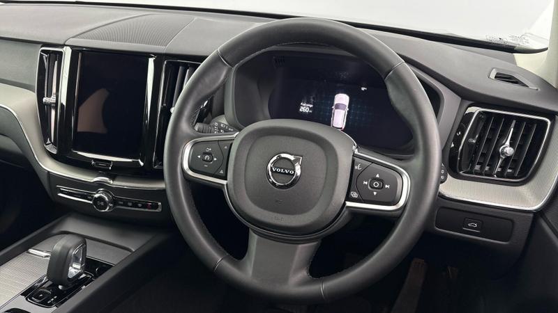 Used Volvo XC60 2024 for sale - 76710129: Photo 10