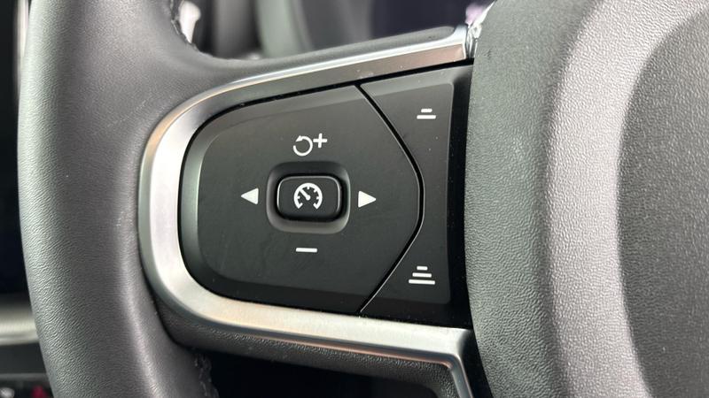 Used Volvo XC60 2024 for sale - 76710129: Photo 23