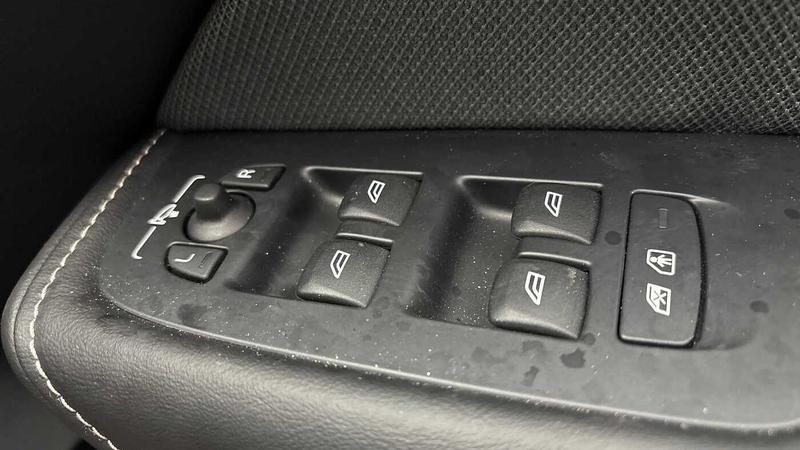 Used Volvo XC60 2025 for sale - 77152122: Photo 25