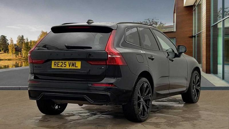 Used Volvo XC60 2025 for sale - 77152122: Photo 3
