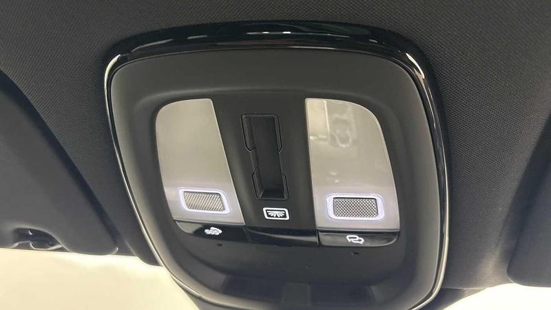 Used Volvo XC60 2025 for sale - 77152122: Photo 33